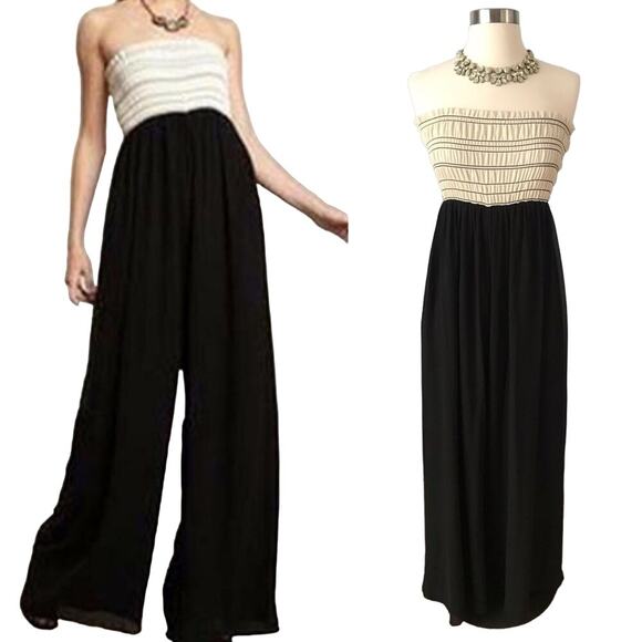 ROBBI & NIKKI Chiffon Wide Leg Smocked Jumpsuit Beige Black Strapless XS NWT - Picture 2 of 7
